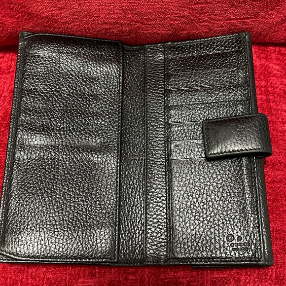 GUCCI AUTHENTIC BLACK LONG PEBBLED LEATHER BIFOLD W/ SILVER PLATE HARDWARE. EUC - Picture 5 of 13